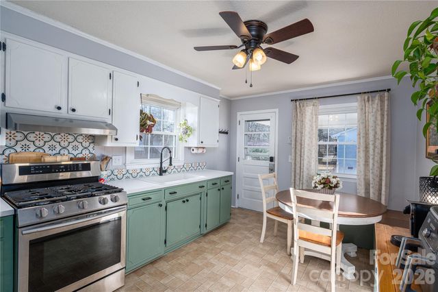 1466 Pressley Drive, Lincolnton, NC 28092