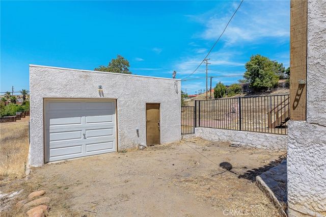 1103 W Sumner, Lake Elsinore, CA 92530