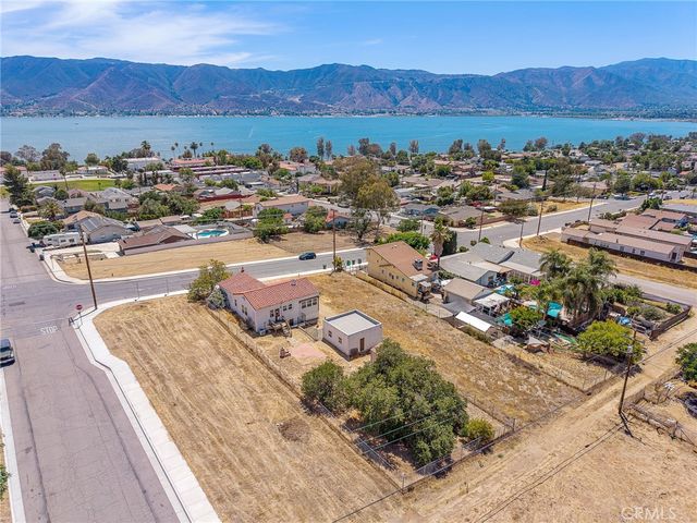 1103 W Sumner, Lake Elsinore, CA 92530