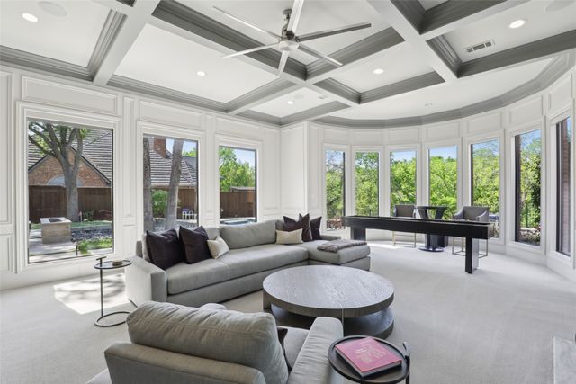 17611 Cedar Creek Canyon Drive, Dallas, TX 75252