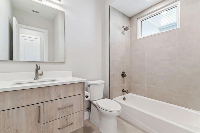 370 6TH STREET S, St Petersburg, FL 33701