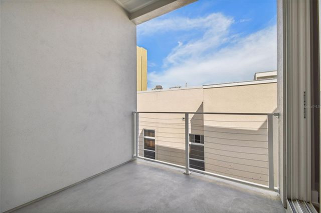 370 6TH STREET S, St Petersburg, FL 33701