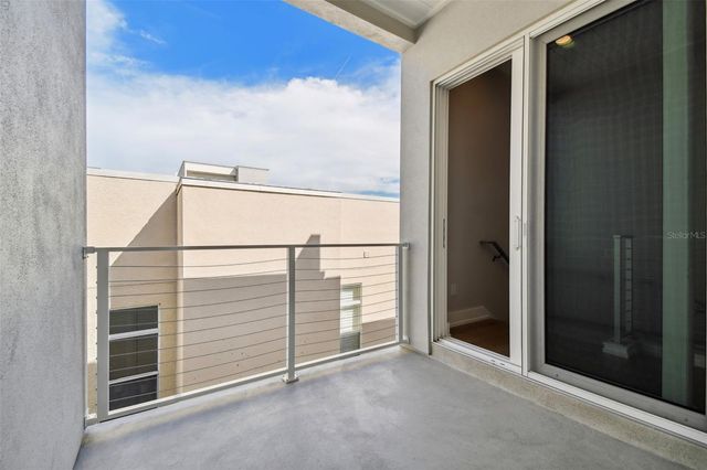 370 6TH STREET S, St Petersburg, FL 33701