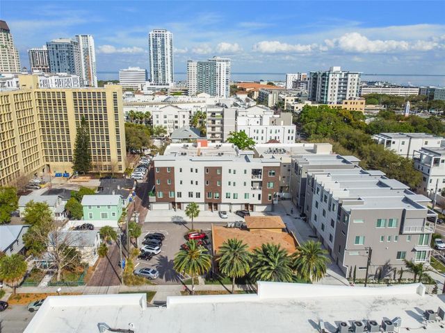 370 6TH STREET S, St Petersburg, FL 33701