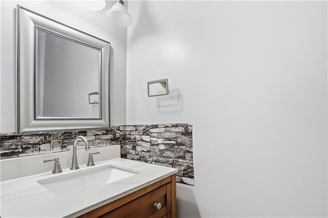 7770 Llangollen Way, Cumming, GA 30041