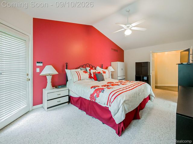 2030 Orchard Court, West Bloomfield Charter Township, MI 48324