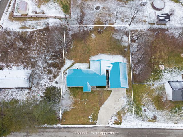 100 Dogwood Lane, Lily, KY 40740