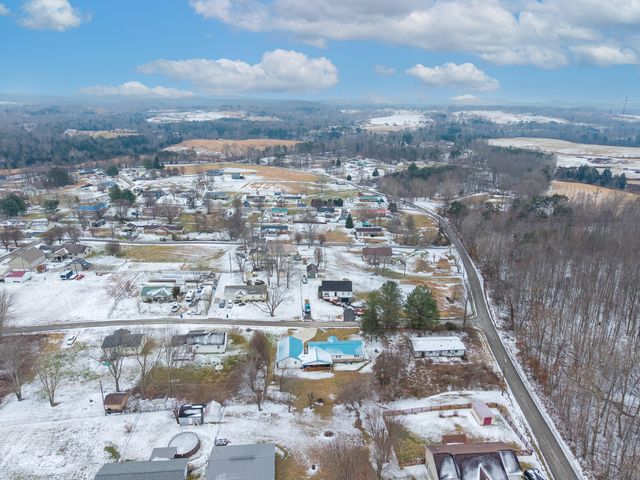 100 Dogwood Lane, Lily, KY 40740