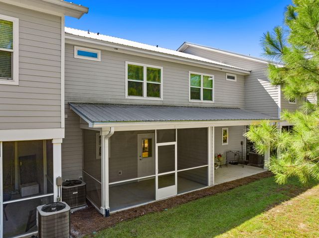 222 N Sand Palm Road Savannah Unit, Freeport, FL 32439