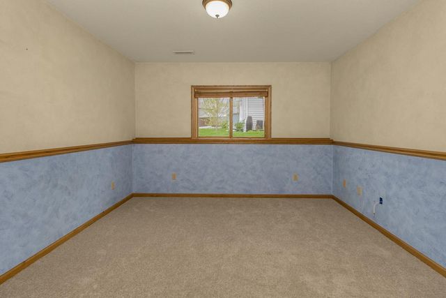 1081 Gilbert Court, Stillwater, MN 55082