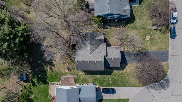 1081 Gilbert Court, Stillwater, MN 55082