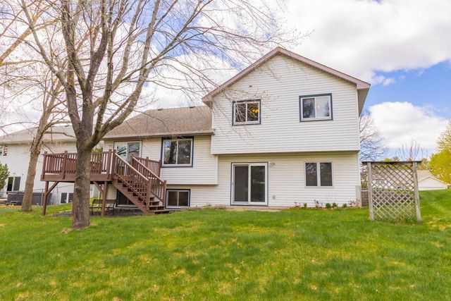 1081 Gilbert Court, Stillwater, MN 55082