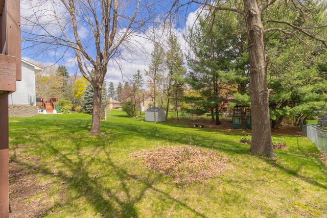 1081 Gilbert Court, Stillwater, MN 55082