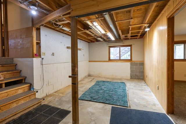1081 Gilbert Court, Stillwater, MN 55082