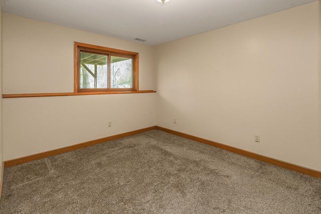 1081 Gilbert Court, Stillwater, MN 55082