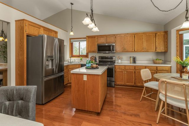 1081 Gilbert Court, Stillwater, MN 55082