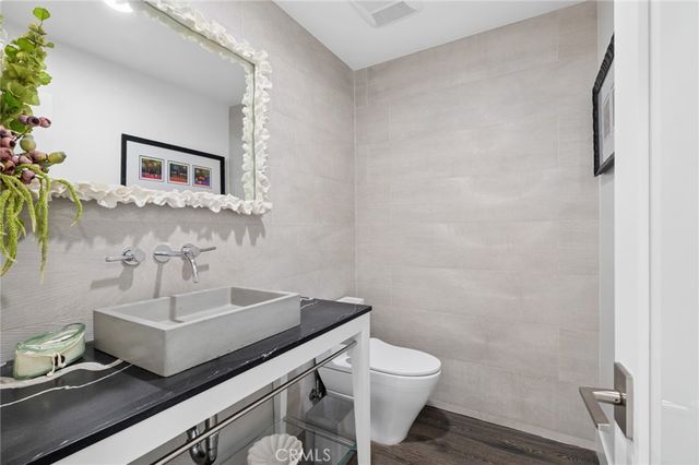 500 Harbor Island Drive, Newport Beach, CA 92660