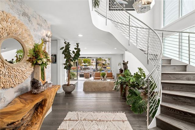 500 Harbor Island Drive, Newport Beach, CA 92660