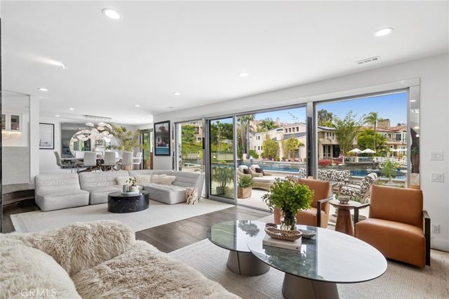 500 Harbor Island Drive, Newport Beach, CA 92660