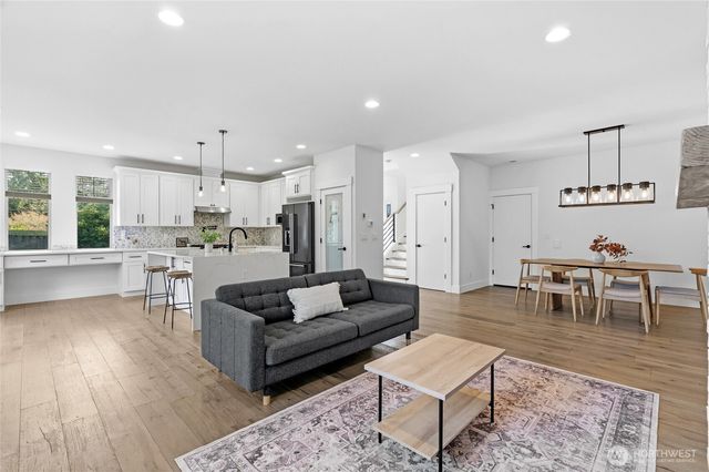 37237 42nd Avenue S, Auburn, WA 98001