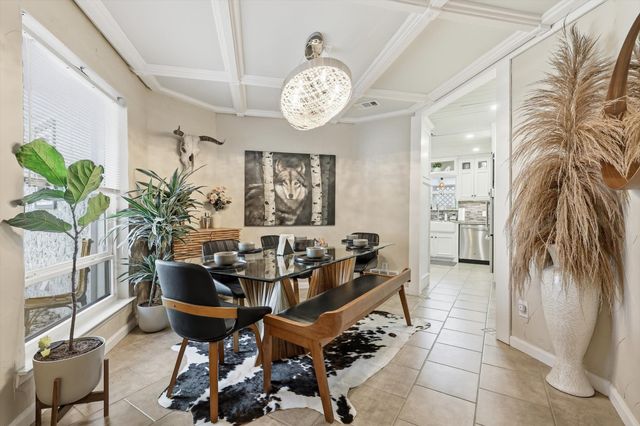 913 Harwood Terrace, Bedford, TX 76021