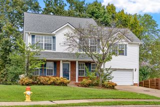 2804 Ridgepole Dr, Clarksville, TN 37040