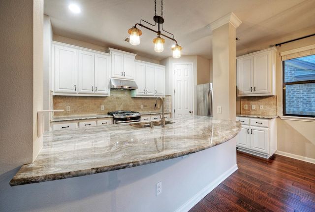 9808 Ivalenes Hope DR, Austin, TX 78717