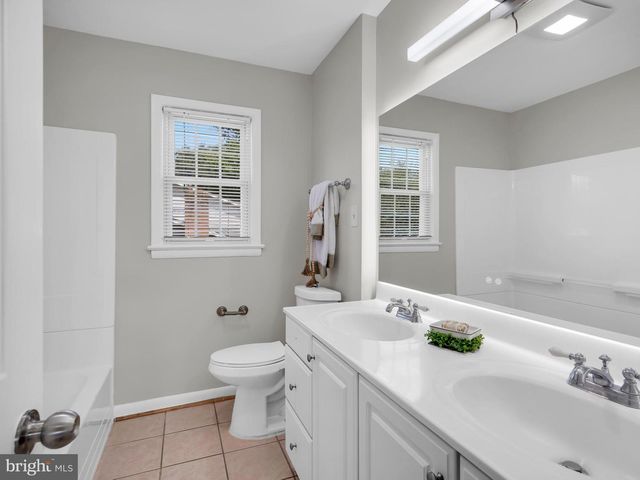 11700 TIFTON DR, Potomac, MD 20854