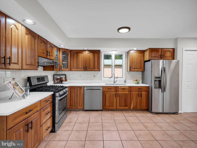11700 TIFTON DR, Potomac, MD 20854