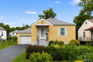 3557 Saint Joachim Lane, St Ann, MO 63074