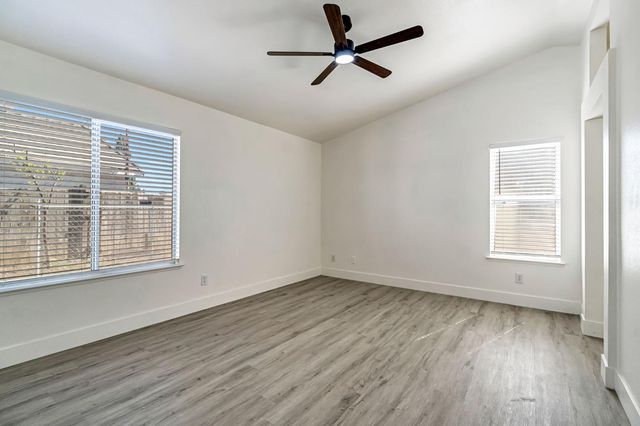 5545 W Norwich Avenue, Fresno, CA 93722