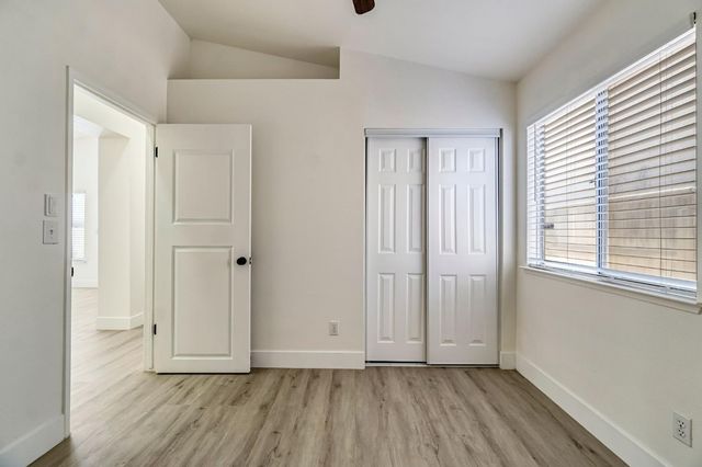 5545 W Norwich Avenue, Fresno, CA 93722