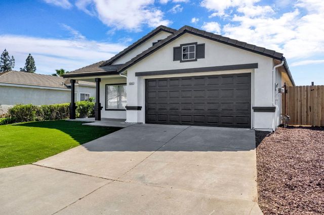 5545 W Norwich Avenue, Fresno, CA 93722