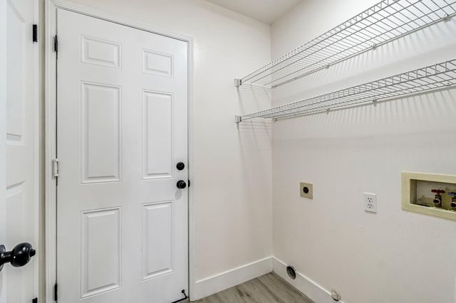 5545 W Norwich Avenue, Fresno, CA 93722