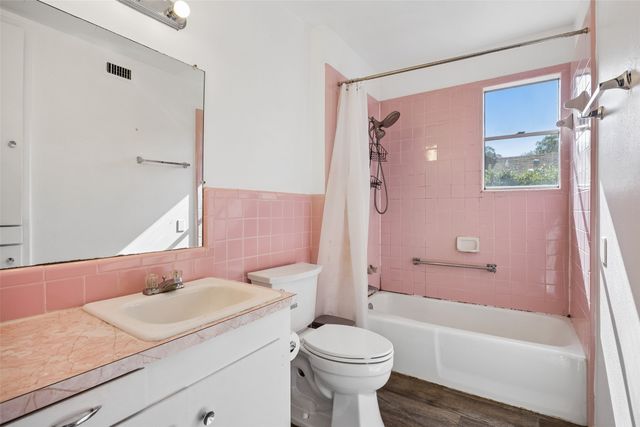 2021 Rosebud Drive, Irving, TX 75060