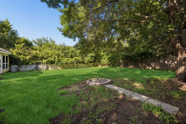 2021 Rosebud Drive, Irving, TX 75060