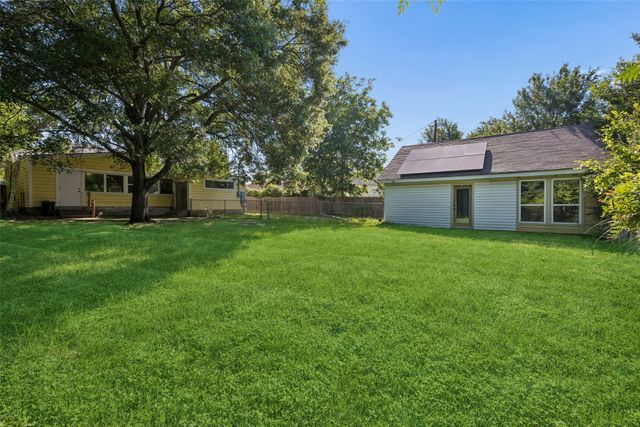 2021 Rosebud Drive, Irving, TX 75060