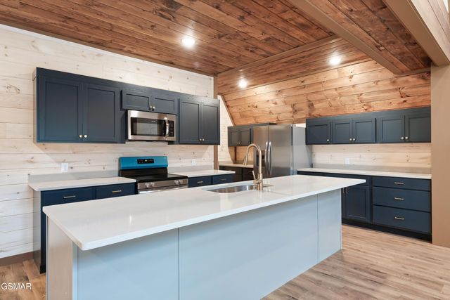 515 Tatum Rose Way Way, Sevierville, TN 37876