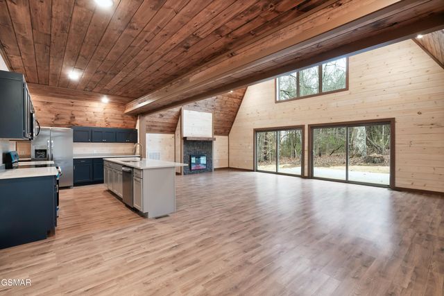515 Tatum Rose Way Way, Sevierville, TN 37876