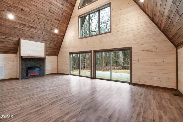 515 Tatum Rose Way Way, Sevierville, TN 37876