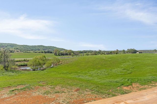 415 Dr I C Morgan Rd, Spencer, TN 38585