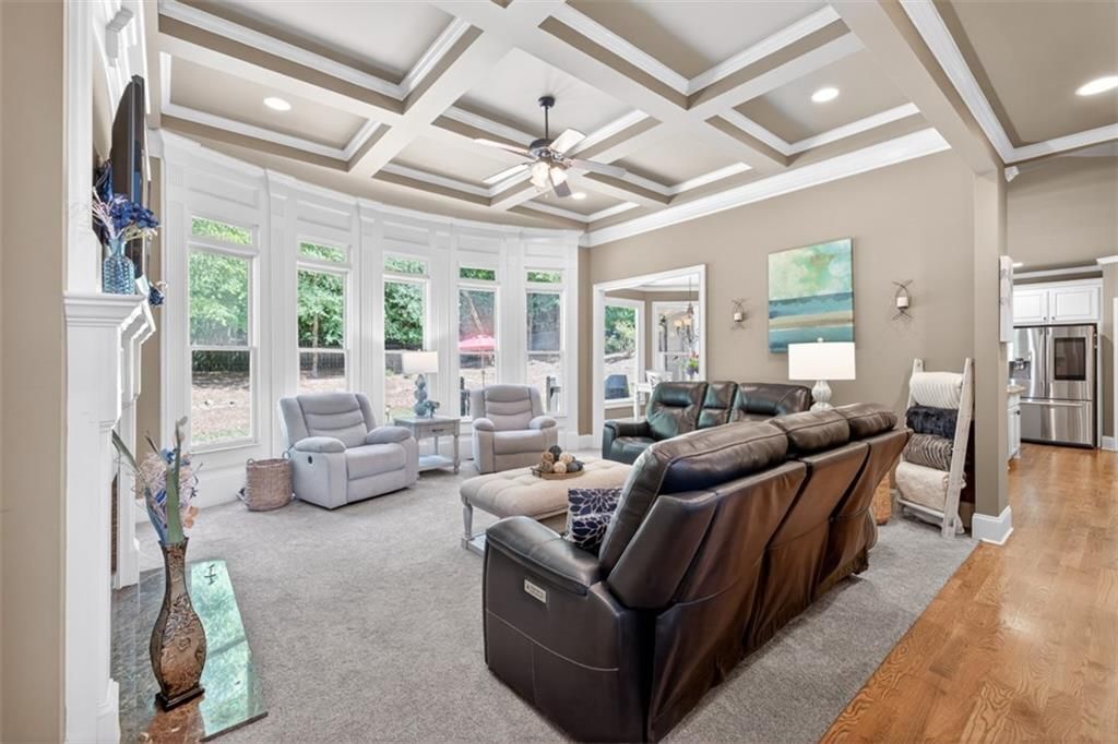 Image 13 of property listing at 4259 Sierra Creek Drive, Hoschton, GA 30548