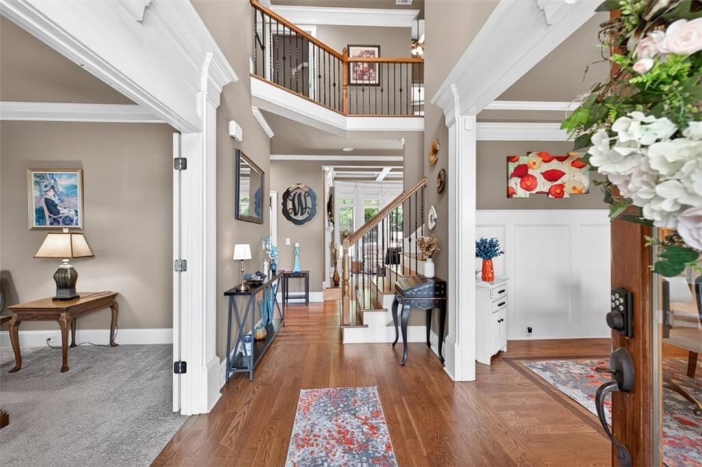 Image 4 of property listing at 4259 Sierra Creek Drive, Hoschton, GA 30548