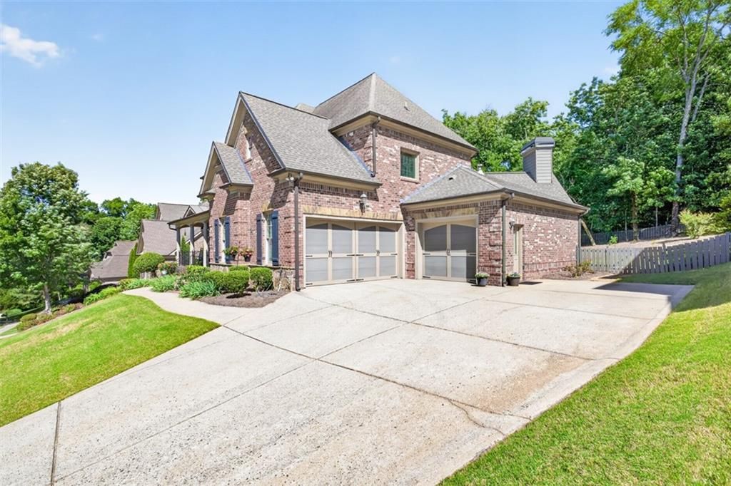 Image 50 of property listing at 4259 Sierra Creek Drive, Hoschton, GA 30548