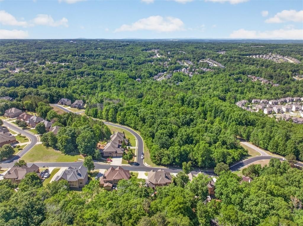 Image 59 of property listing at 4259 Sierra Creek Drive, Hoschton, GA 30548
