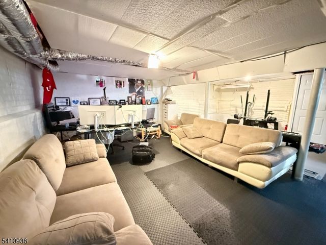 36 Cumberland Ave, Verona Twp., NJ 07044