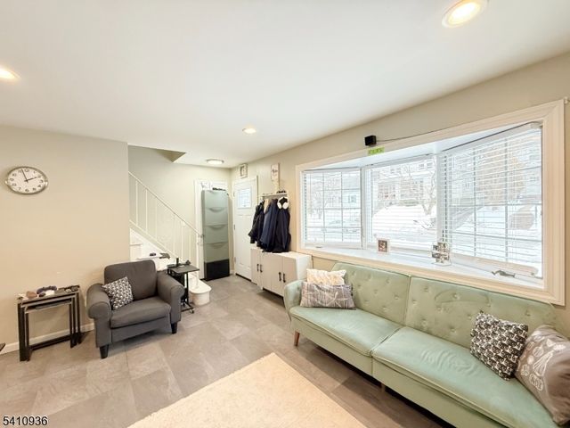 36 Cumberland Ave, Verona Twp., NJ 07044