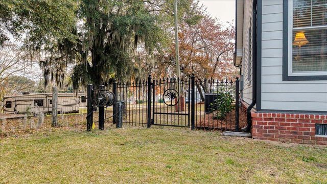 3687 Princess Pond Road, Summerton, SC 29148