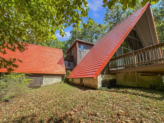 301 Bell Street, Middletown, CT 06457