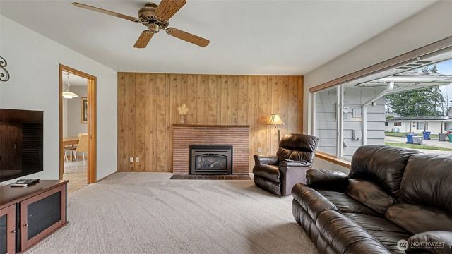 1314 6th Place NE, Auburn, WA 98002